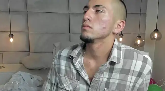 King Dante  online show from 31, 12, 2024