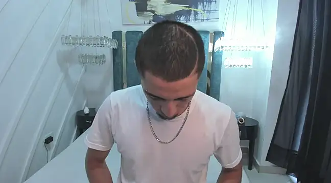 King Dante  online show from 16, 1, 2025