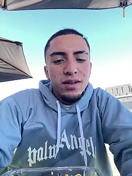 King Dante  online show from 22, 1, 2025