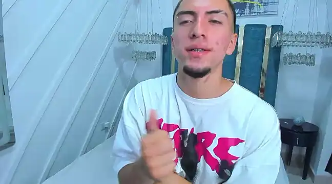 King Dante  online show from 22, 1, 2025