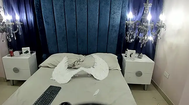 King Dante  online show from 28, 1, 2025