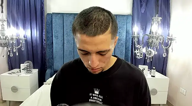 King Dante  online show from 29, 1, 2025