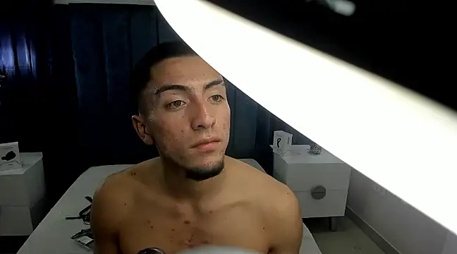 King Dante  online show from 31, 1, 2025