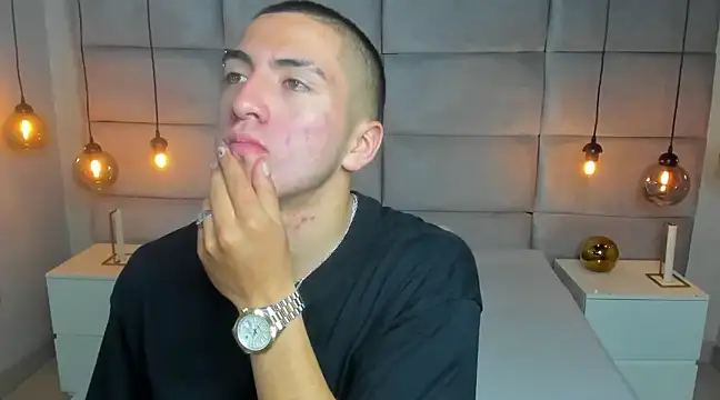 King Dante  online show from 4, 3, 2025