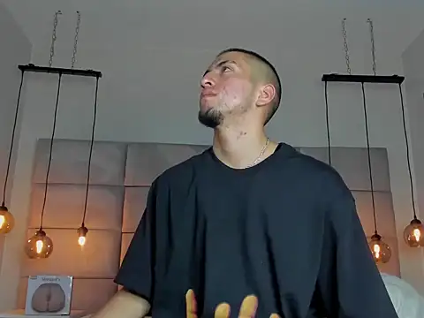 King Dante  online show from 5, 3, 2025