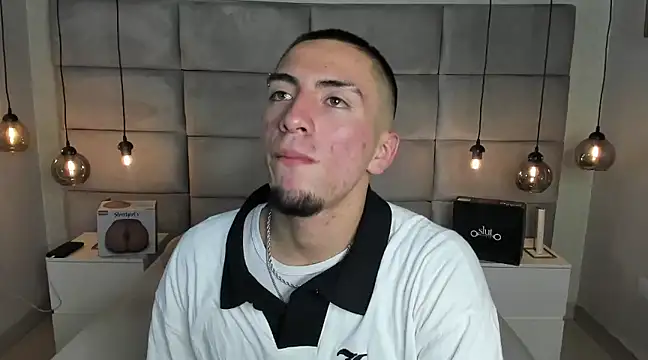 King Dante  online show from 11, 3, 2025