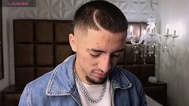 King Dante  online show from 19, 10, 2025