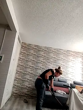 Skylar-Vox- online show from 18, 9, 2025