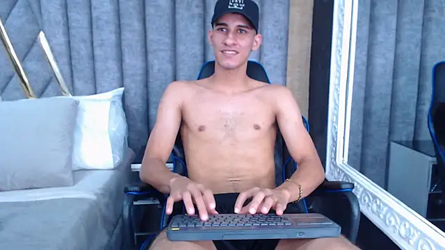 JakeMoxley online show from 6, 3, 2025