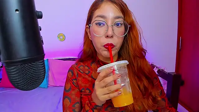  Moon Johnson online show from 14, 9, 2025