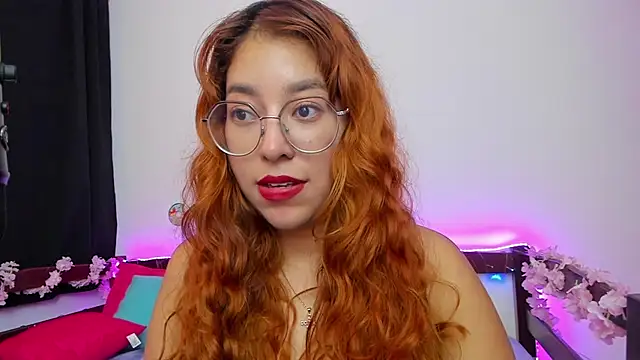  Moon Johnson online show from 16, 9, 2025