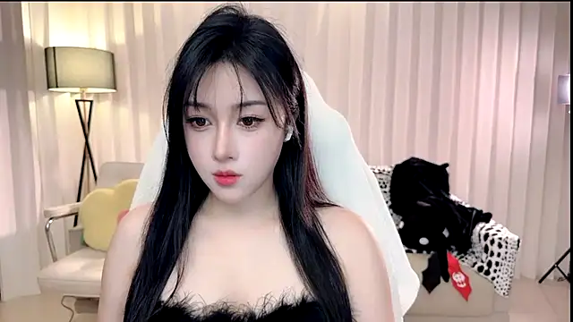 K-moumou online show from 5, 11, 2025