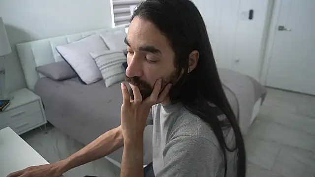 Your Ice cream online show from 24, 2, 2025