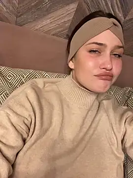 KikiWatson online show from 23, 1, 2025