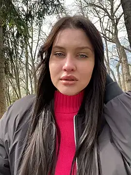 KikiWatson online show from 20, 3, 2025