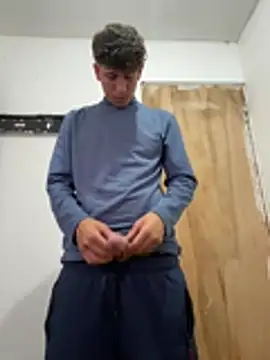 Snapshot of LatinBoysxxx chatting on 4, 3, 2026 LatinBoysxxx online show from 4, 3, 2026