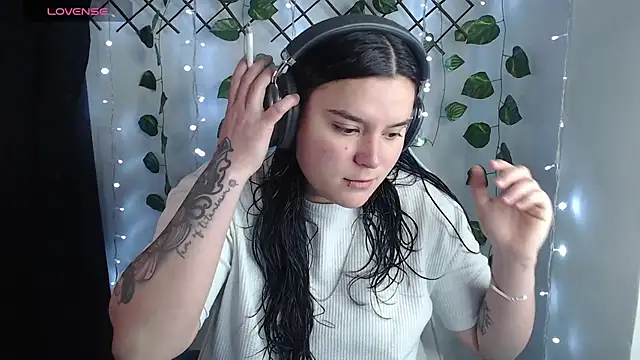 Nika 1  online show from 4, 8, 2026
