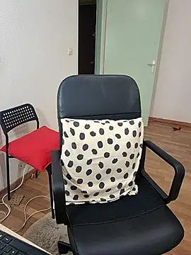 JennyCoquine online show from 27, 6, 2026