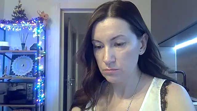 Snapshot of jainesummer chatting on 9, 1, 2025 jainesummer online show from 9, 1, 2025