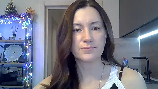 Snapshot of jainesummer chatting on 14, 1, 2025 jainesummer online show from 14, 1, 2025