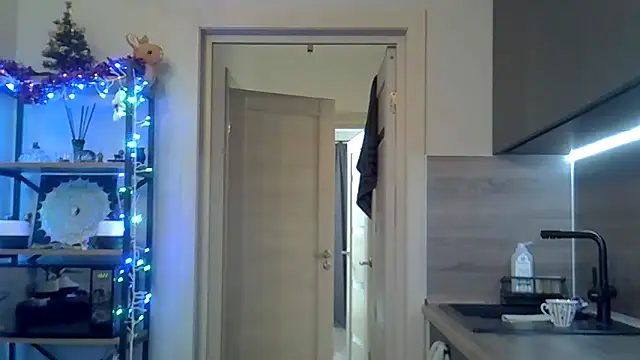 Snapshot of jainesummer chatting on 27, 1, 2025 jainesummer online show from 27, 1, 2025