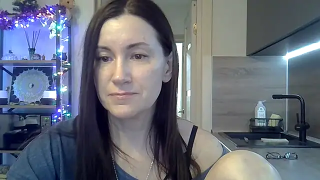 Snapshot of jainesummer chatting on 28, 1, 2025 jainesummer online show from 28, 1, 2025