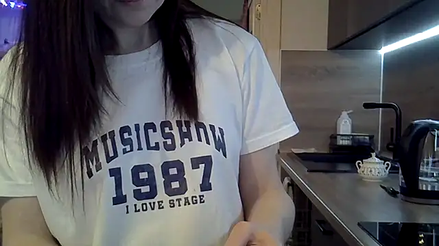 Snapshot of jainesummer chatting on 29, 1, 2025 jainesummer online show from 29, 1, 2025