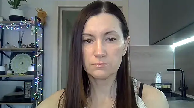 Snapshot of jainesummer chatting on 6, 2, 2025 jainesummer online show from 6, 2, 2025