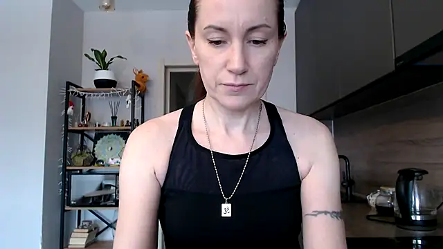 Snapshot of jainesummer chatting on 18, 3, 2025 jainesummer online show from 18, 3, 2025