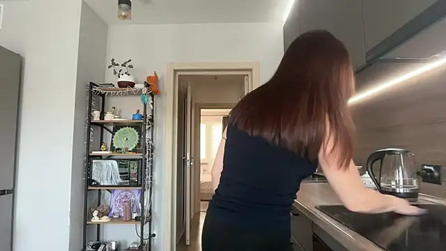 Snapshot of jainesummer chatting on 20, 10, 2025 jainesummer online show from 20, 10, 2025