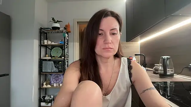 Snapshot of jainesummer chatting on 5, 11, 2025 jainesummer online show from 5, 11, 2025