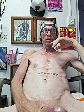 Undercover Pornstar online show from 3, 7, 2026