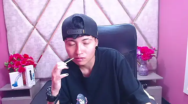 Im Mathias online show from 5, 2, 2025