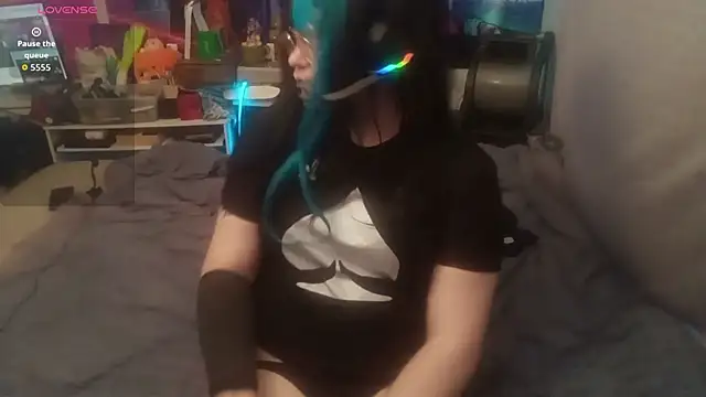 AshThaSissy online show from 11, 9, 2025