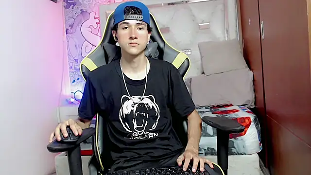 johnny cagee online show from 16, 10, 2025