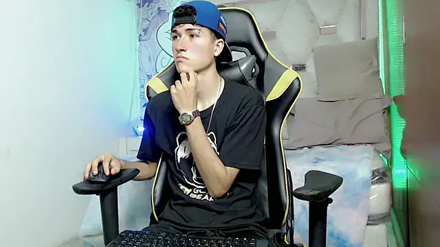 johnny cagee online show from 31, 10, 2025