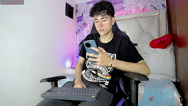 johnny cagee online show from 23, 3, 2026