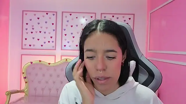 stephania t online show from 25, 9, 2025