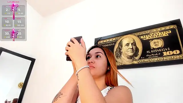 Alba Grey online show from 11, 10, 2025