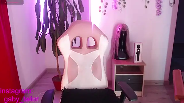 Snapshot of Gaby_Tailor chatting on 22, 3, 2026 Gaby Tailor online show from 22, 3, 2026