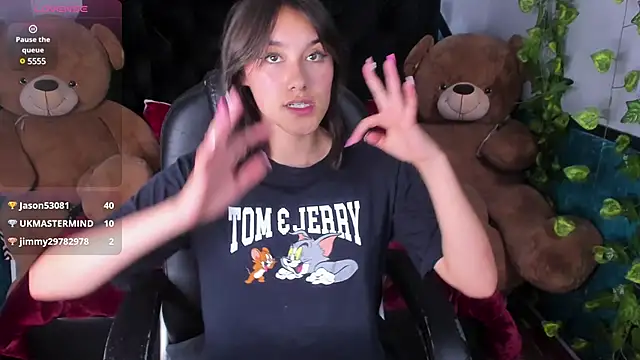 Snapshot of _Sophie__miller chatting on 6, 1, 2025  Sophie  miller online show from 6, 1, 2025