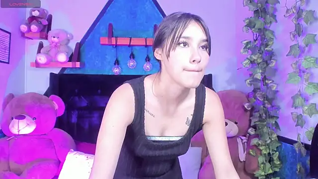 Snapshot of _Sophie__miller chatting on 23, 1, 2025  Sophie  miller online show from 23, 1, 2025