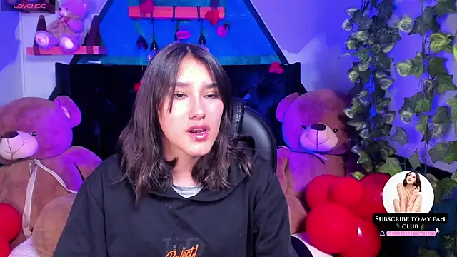 Snapshot of _Sophie__miller chatting on 20, 2, 2025  Sophie  miller online show from 20, 2, 2025