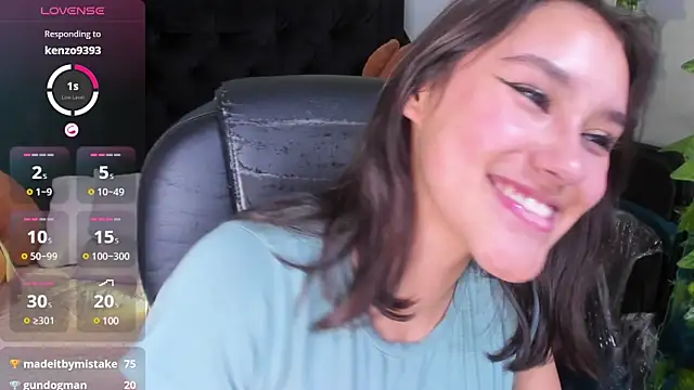 Snapshot of _Sophie__miller chatting on 15, 3, 2025  Sophie  miller online show from 15, 3, 2025