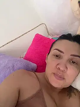 Snapshot of juliamond chatting on 12, 3, 2025 juliamond online show from 12, 3, 2025