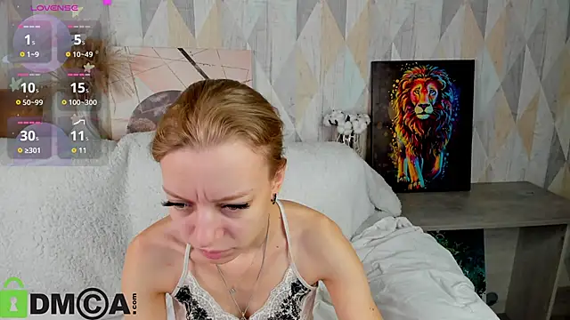 Snapshot of Michelle_Blond chatting on 12, 9, 2025 Michelle Blond online show from 12, 9, 2025