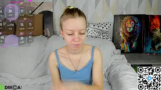 Snapshot of Michelle_Blond chatting on 13, 10, 2025 Michelle Blond online show from 13, 10, 2025