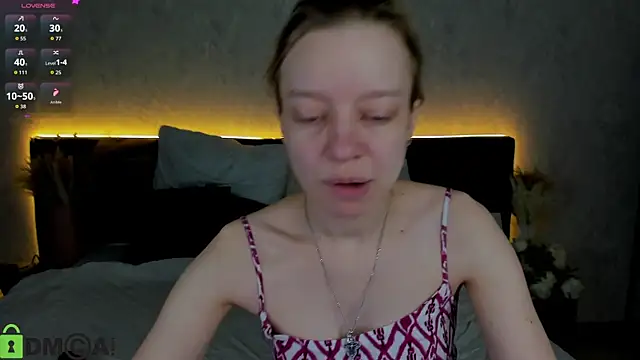 Snapshot of Michelle_Blond chatting on 17, 2, 2026 Michelle Blond online show from 17, 2, 2026