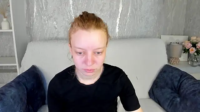 Snapshot of Michelle_Blond chatting on 15, 3, 2026 Michelle Blond online show from 15, 3, 2026