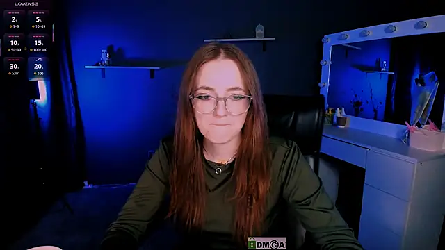 luna berryy online show from 11, 3, 2025